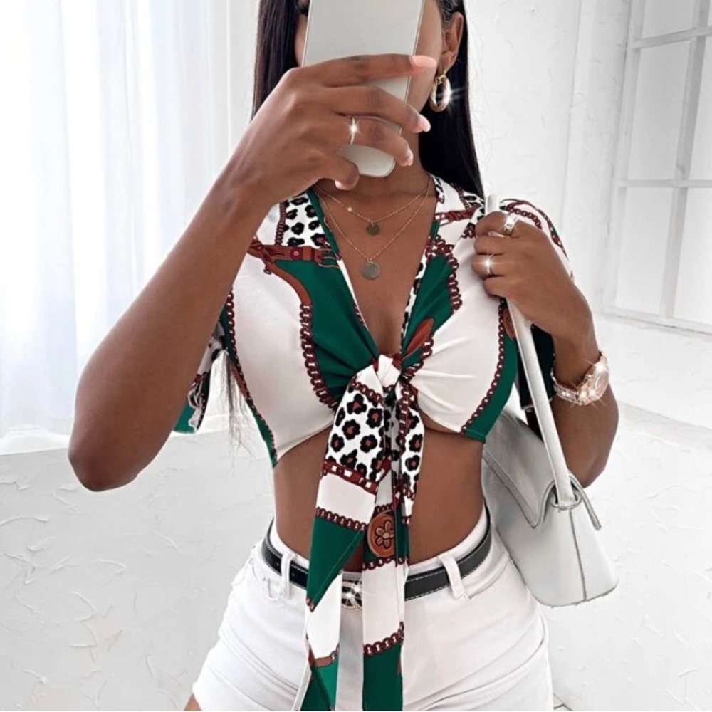 Shein Colorblock Chain Print Tie Front Top